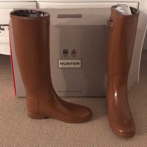 Brand new super cute Hunter boots